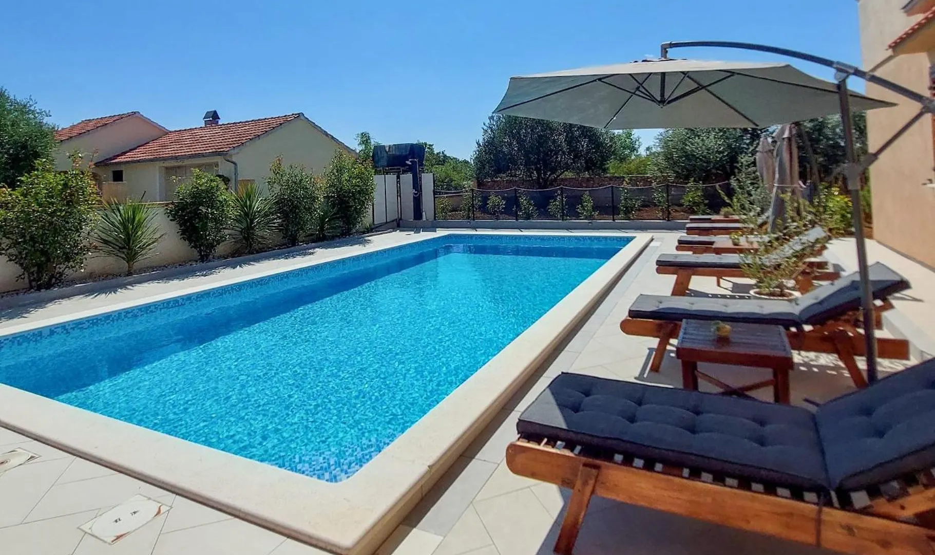 Apartments Matesic Ninski Stanovi